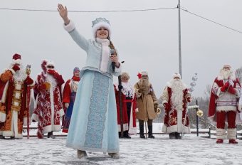 Морозец Паккайне и Костромская Снегурочка приехали на праздник в Тверскую область