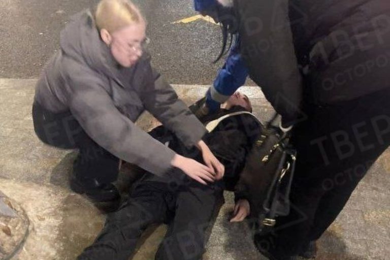 В центре Твери умер 22-летний парень
