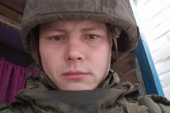 В зоне СВО погиб десантник из Тверской области