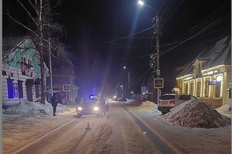Несовершеннолетнего сбили на переходе в Тверской области