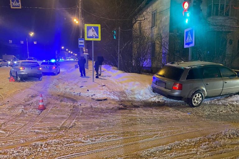 Восемнадцатилетняя девушка-водитель пострадала в ДТП в Твери