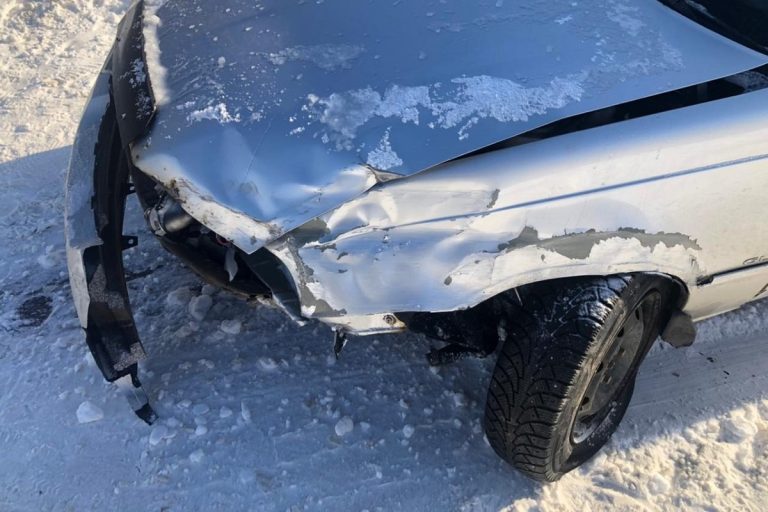 Один человек пострадал при столкновении Daewoo и ВАЗа в Тверской области