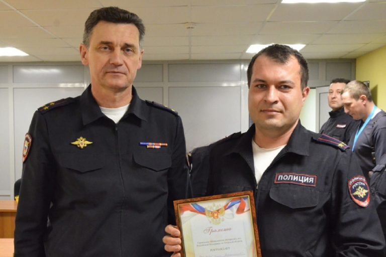 Полицейские Тверской области соревновались в стрельбе