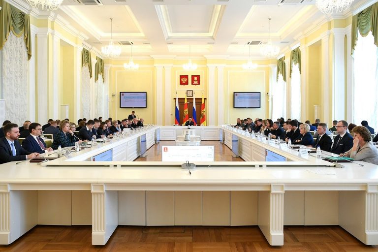 Итоги адресной инвестиционной программы рассмотрели на заседании Правительства Тверской области