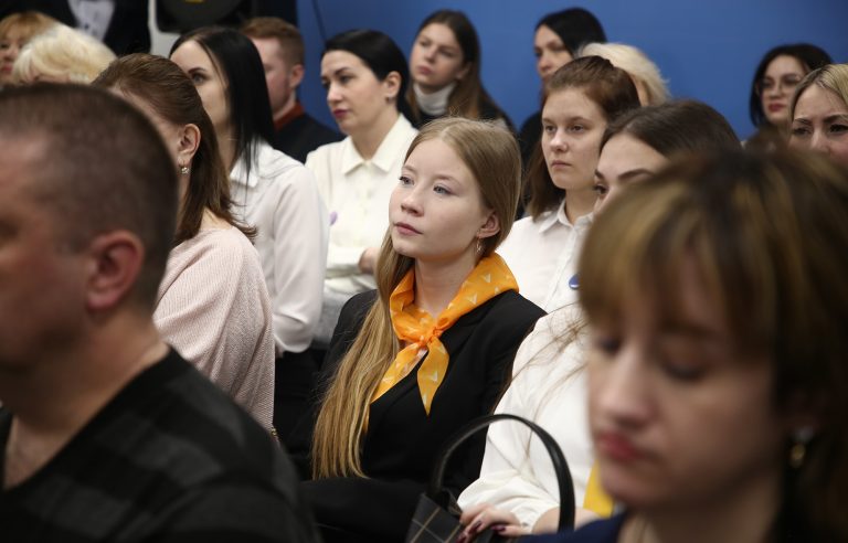 Народный артист России Владимир Машков лично приехал в Тверь поблагодарить активистов Верхневолжья