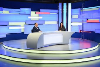 Ключевые темы послания президента, достижения региона - все, о чем говорил Игорь Руденя в прямом эфире