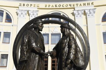 Стало известно, как чаще всего называют детей в Тверской области