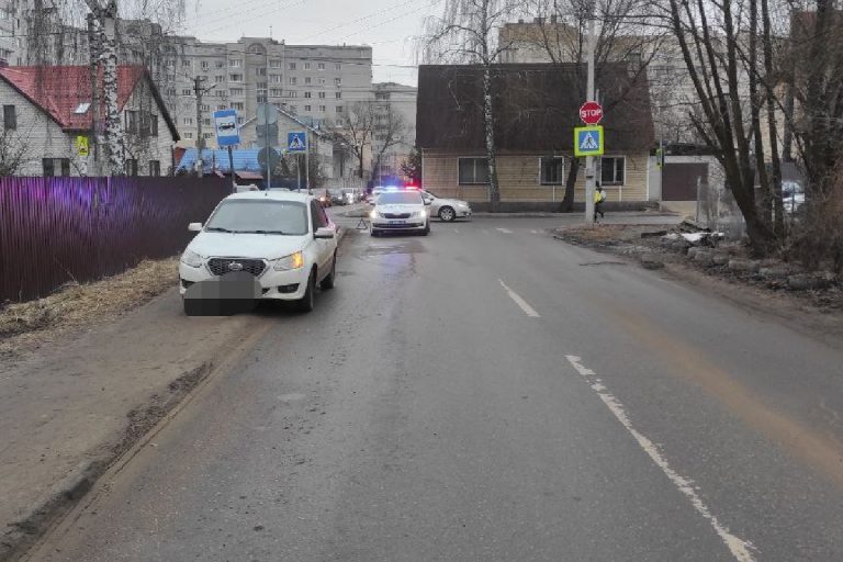 Трех пешеходов и велосипедиста сбили в Твери Трех пешеходов и велосипедиста сбили в Твери