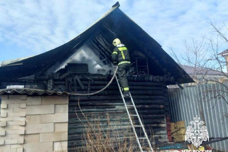Баня горела в Заволжском районе Твери Баня горела в Заволжском районе Твери