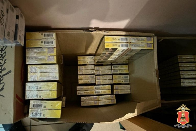 Тверская предпринимательница торговала контрафактными сигаретами
