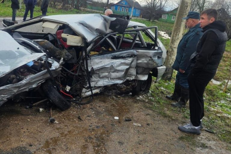 В Тверской области произошло смертельное ДТП с участием двух легковушек