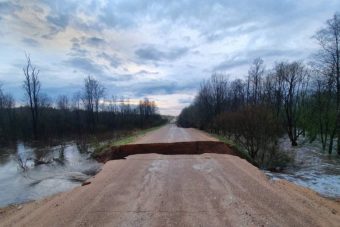В МЧС назвали муниципалитеты Тверской области, где весенняя вода затопит дороги