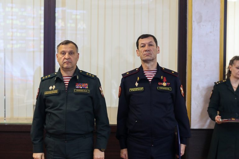 Президент наградил тверского генерала за заслуги перед Отечеством