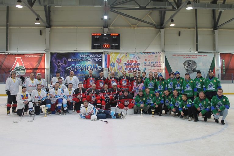 Хоккейная команда «Атом» из Удомли завоевала серебро турнира «Атомная шайба»