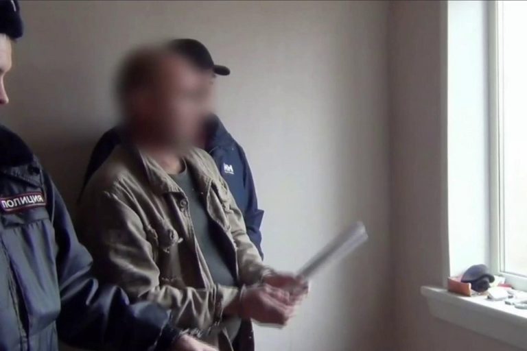 Предъявлено обвинение жителю Тверской области, вытолкнувшему девушку из окна Предъявлено обвинение жителю Тверской области, вытолкнувшему девушку из окна