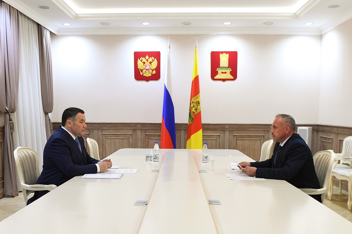 Игорь Руденя провел встречу с главой Кесовогорского округа