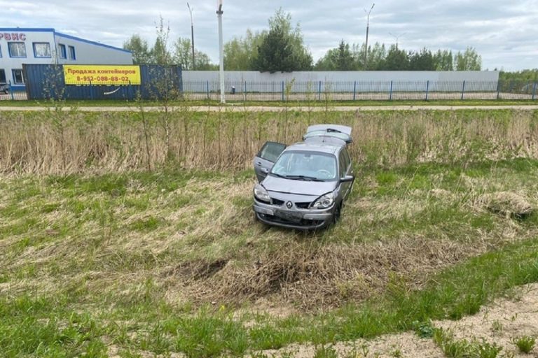 Водитель внедорожника умышленно устроил ДТП на М-9 в Тверской области