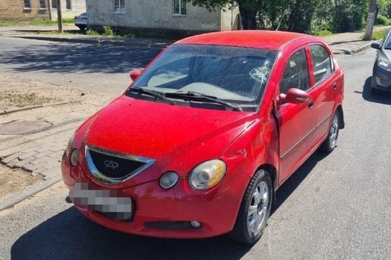 Подростка на электровелосипеде сбили в Твери