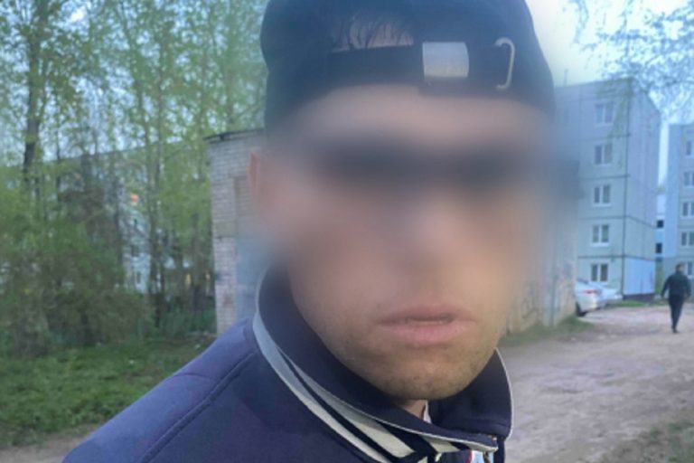 В Тверской области задержали мужчину и женщину, сбывавших наркотики
