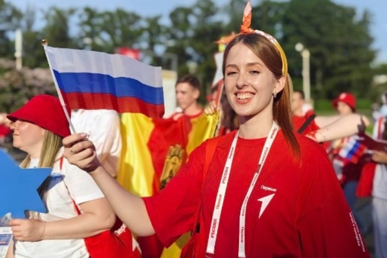 Губернатор Руденя поздравил жителей Тверской области с Днем молодежи