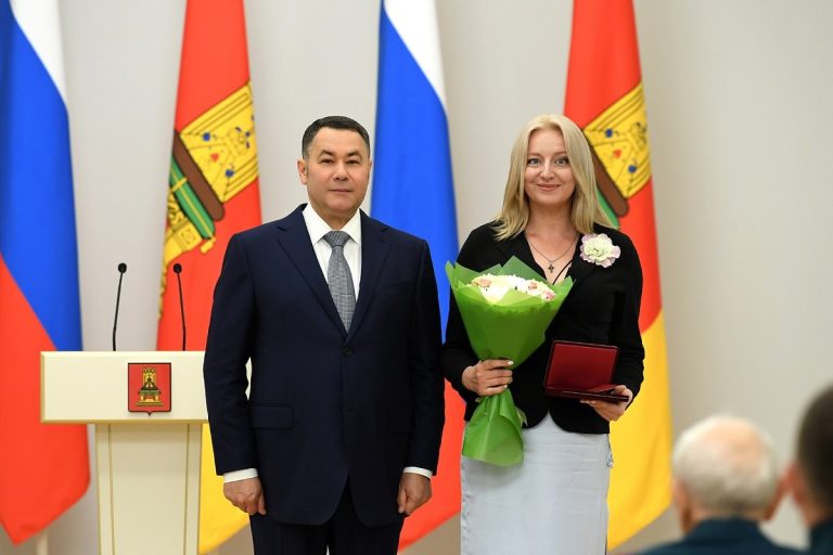 Игорь Руденя вручил государственные и региональные награды жителям Тверской области