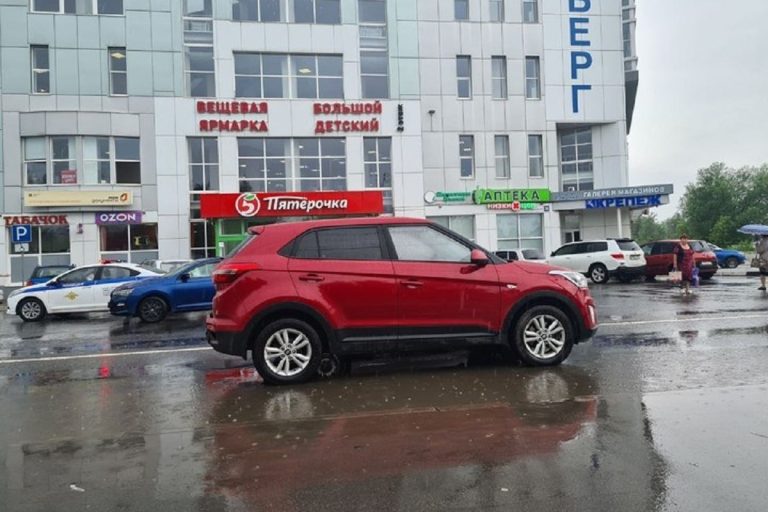 Малолетний ребенок пострадал в тройном ДТП в Твери