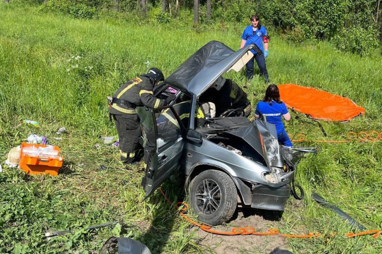 Скончались супруги, попавшие в ДТП на М-10 в Тверской области Скончались супруги, попавшие в ДТП на М-10 в Тверской области