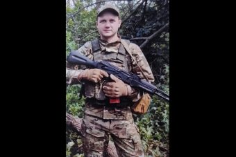 В Тверской области прощаются с погибшим в зоне СВО Евгением Яковлевым
