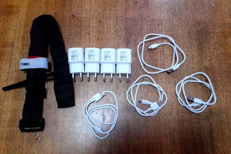 В Тверской области осужденные прятали зарядные устройства от телефонов В Тверской области осужденные прятали зарядные устройства от телефонов