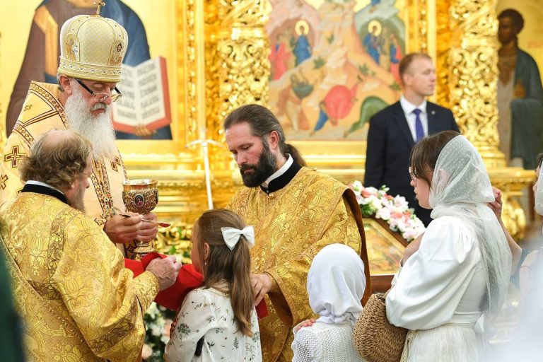 Патриарх Кирилл освятил Спасо-Преображенский собор в Твери