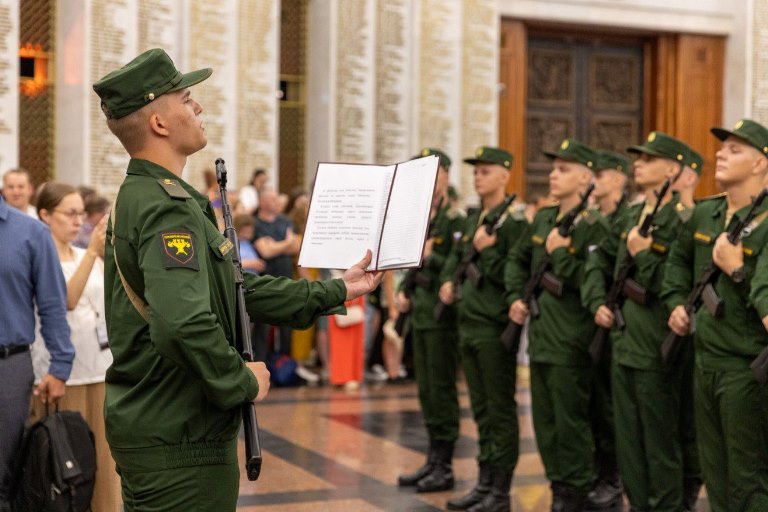 Тверские новобранцы легендарных воинских подразделений приняли присягу