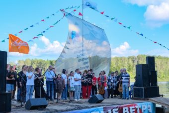 Около 400 человек приехали в Тверскую область, чтобы спеть под гитару на Селигере