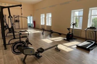 В Тверском медколледже появился современный тренажерный зал