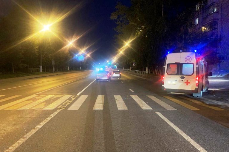 Подростка на самокате сбили в Твери