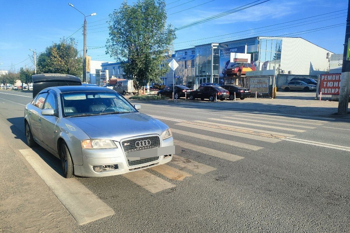 Женщину сбили на переходе в Твери