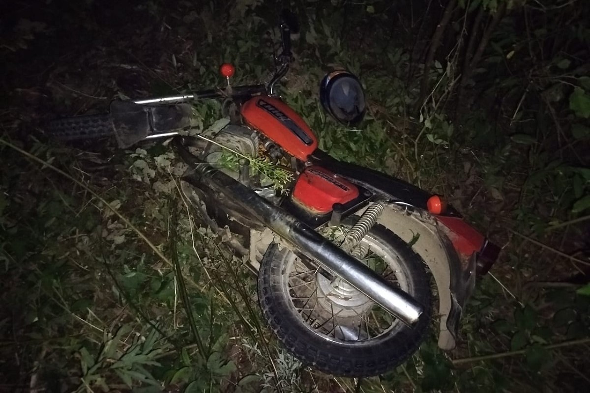 Нетрезвый мотоциклист вылетел в кювет в Тверской области