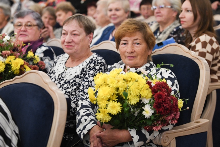 Губернатор Тверской области в День пожилых людей обратился к старшему поколению