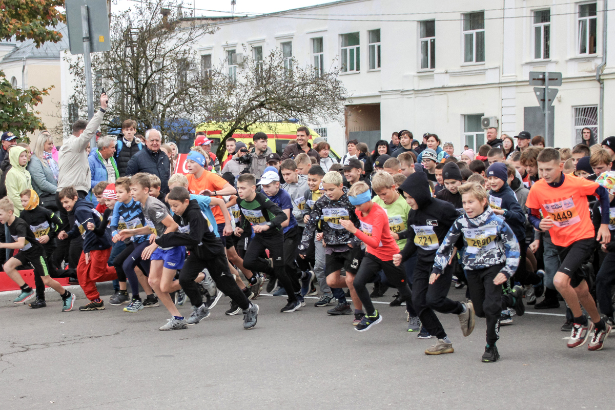 В Тверской области в Кроссе нации  2024 поучаствовали 15 тысяч бегунов