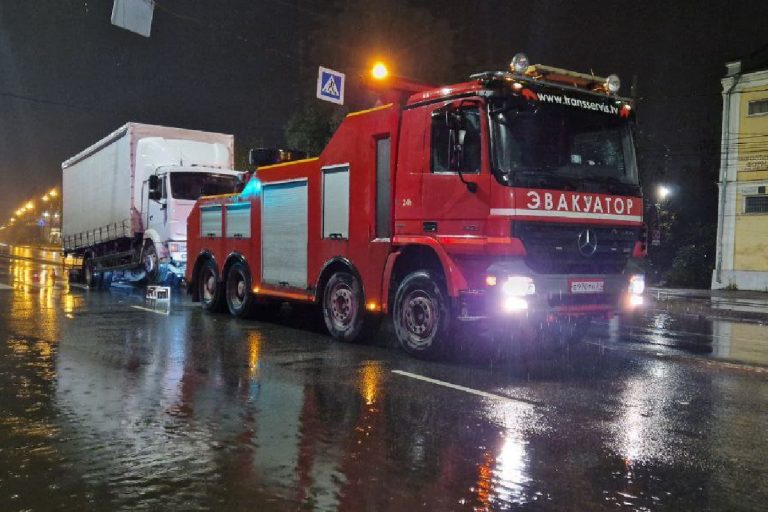 В Твери пьяный водитель большегруза сбил мальчика, который не нарушал ПДД