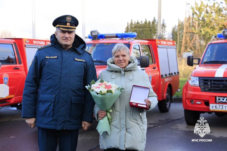 В Тверской области пенсионерка рискуя жизнью спасла тонущую в реке девочку