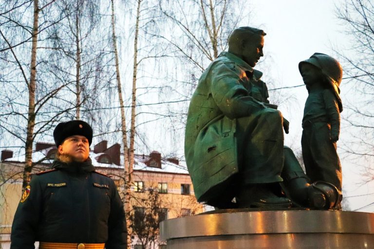 В День МЧС спасателям Тверской области вручены губернаторские грамоты и объявлены благодарности