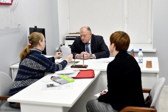 Сергей Голубев провел прием граждан в Штабе общественной поддержки «Единой России»
