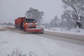 В Тверской области на расчистку дорог вышли сотни единиц техники