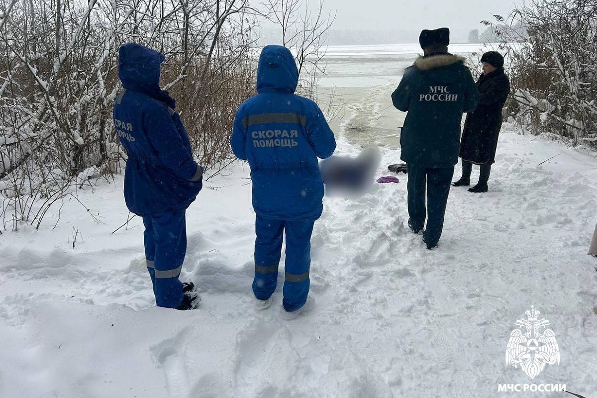 Труп мужчины обнаружен в Волге в Тверской области