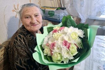 Ветеран войны из Твери Анна Попова празднует 102-летие