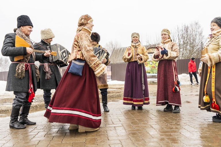 На веселье и блины: «Барская усадьба» приглашает на Масленицу