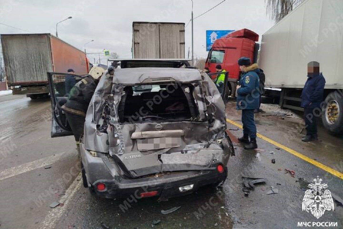 Массовое ДТП с пострадавшими произошло на М-10 в Тверской области