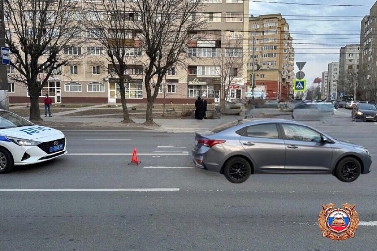 Девушку сбили на переходе в Твери