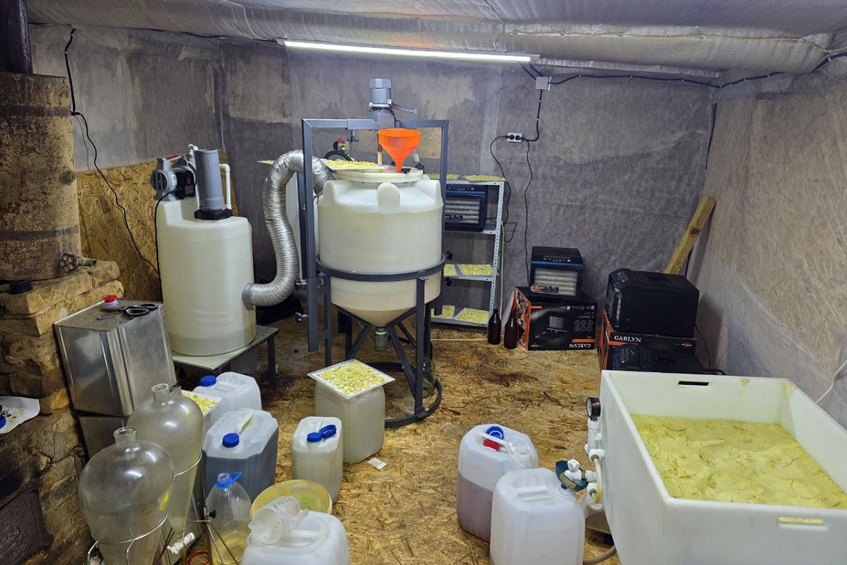 Жительница Подмосковья изготавливала наркотики в Тверской области