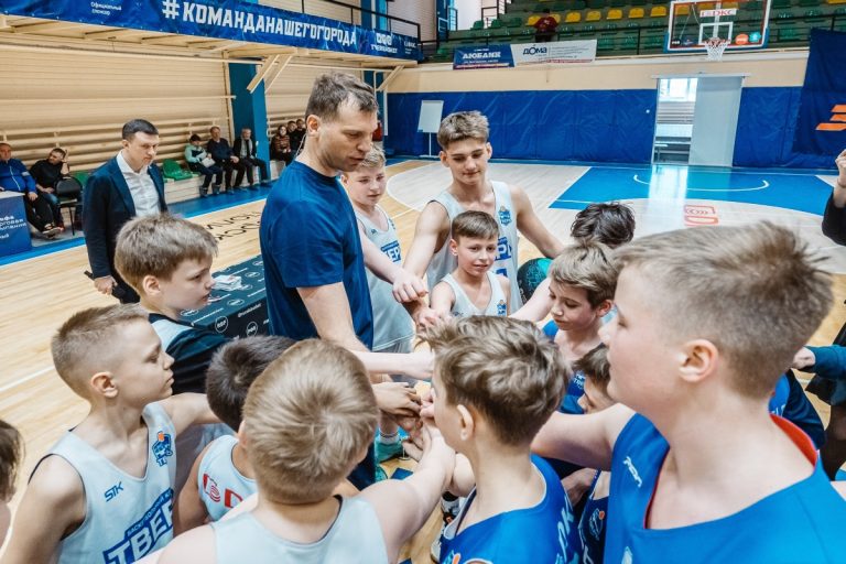 Чемпион Европы и руководитель департамента РФБ Сергей Моня посетил Тверскую область Чемпион Европы и руководитель департамента РФБ Сергей Моня посетил Тверскую область